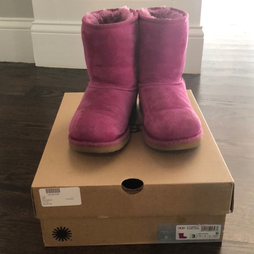 Pink Uggs